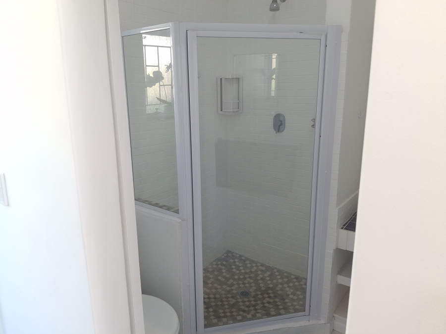 To Let 1 Bedroom Property for Rent in Fish Hoek Western Cape